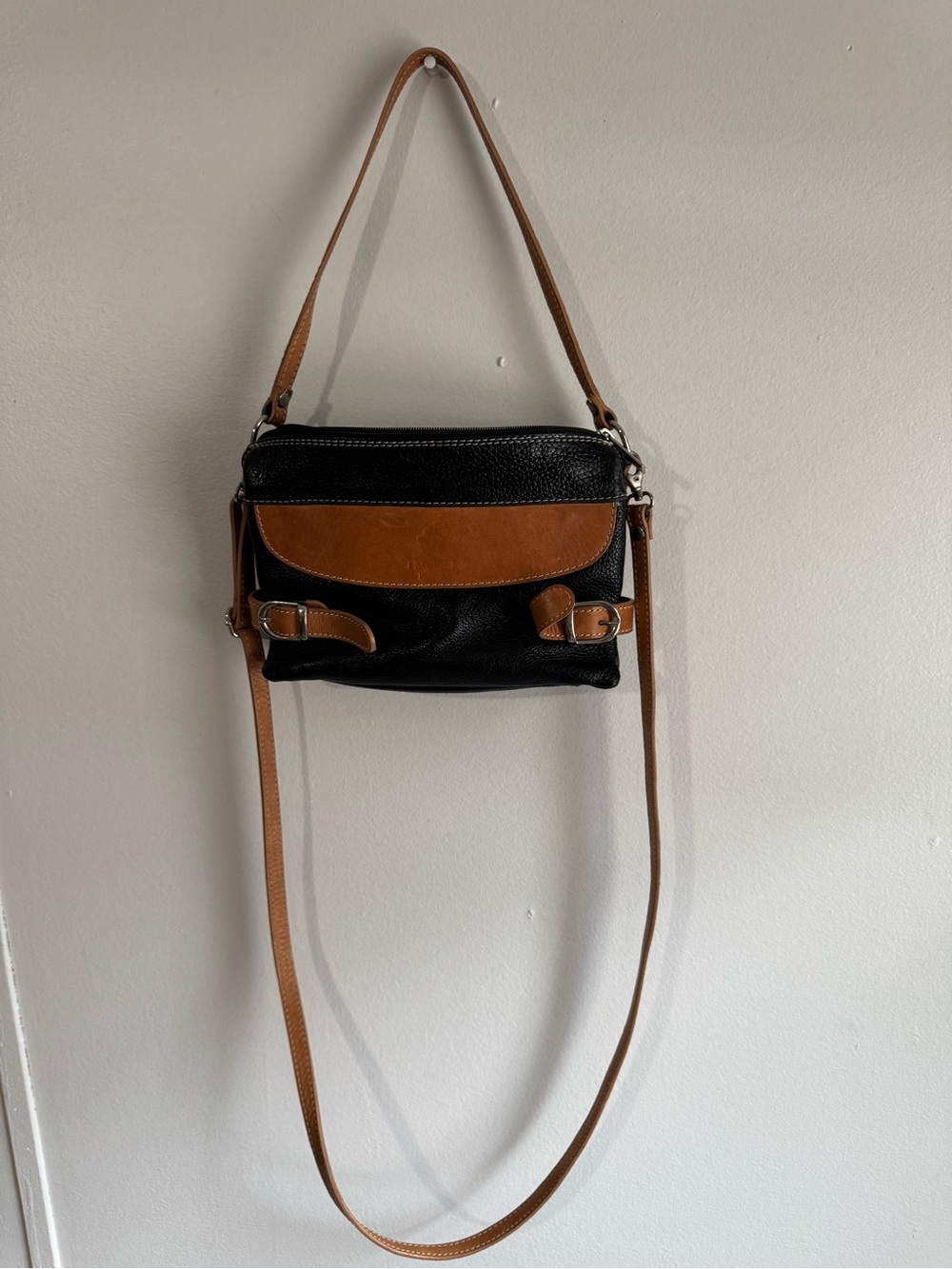 I MediciBlack and Tan Two-Tone Leather Crossbody Shoulder Bag made in Italy 🇮🇹
